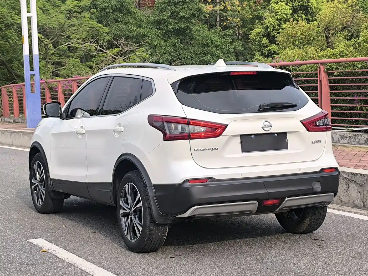 NISSAN QASHQAI
