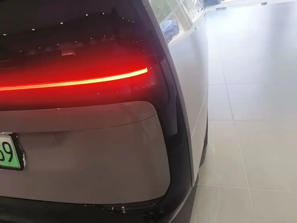 Li Auto MEGA 2024 2024 Ultra