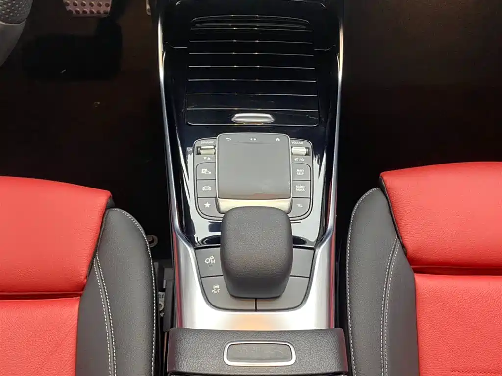 Mercedes-Benz CLA AMG 2023 AMG CLA 35 4MATIC фото 22