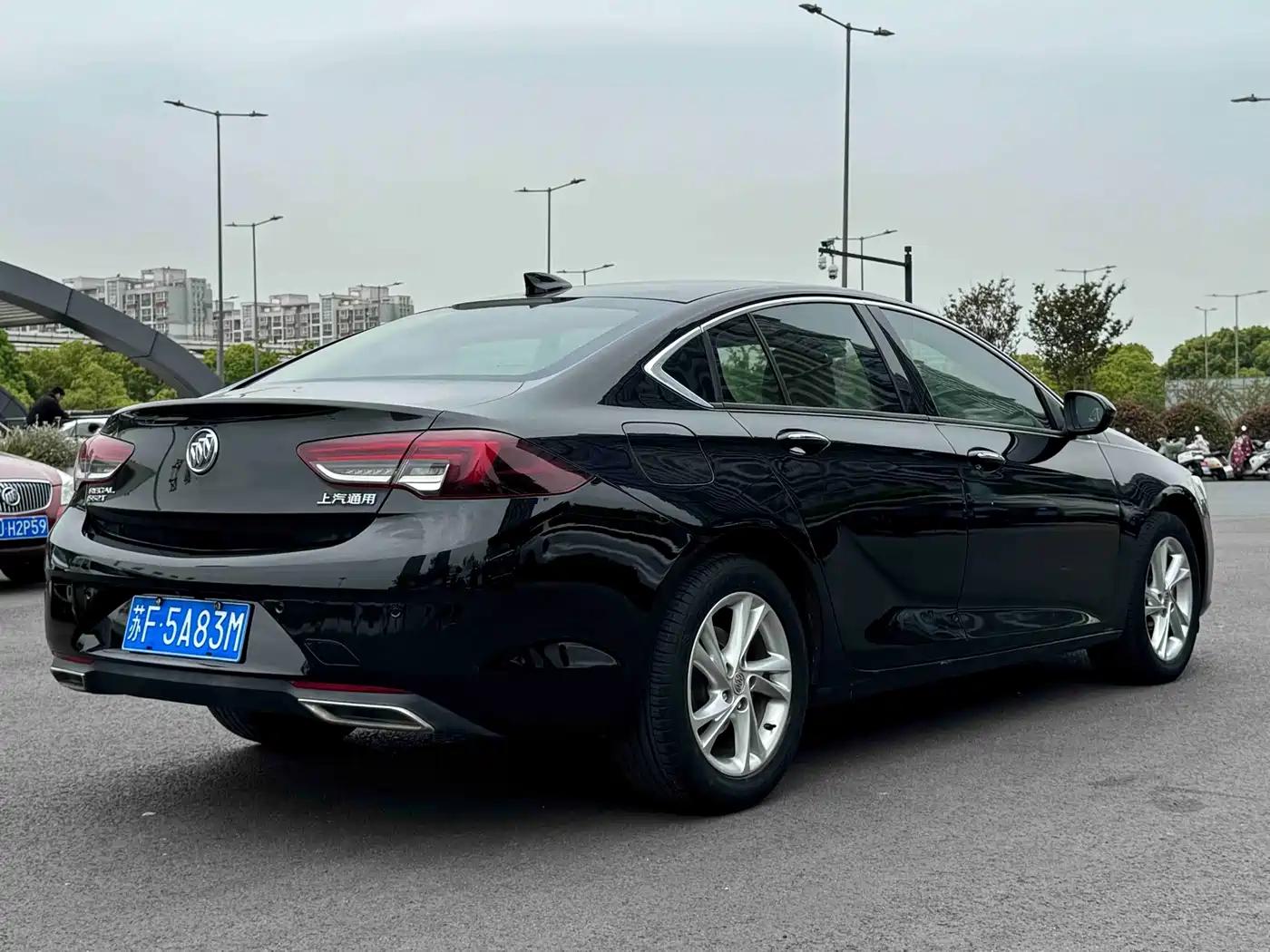 Photo 4 - Buick Regal