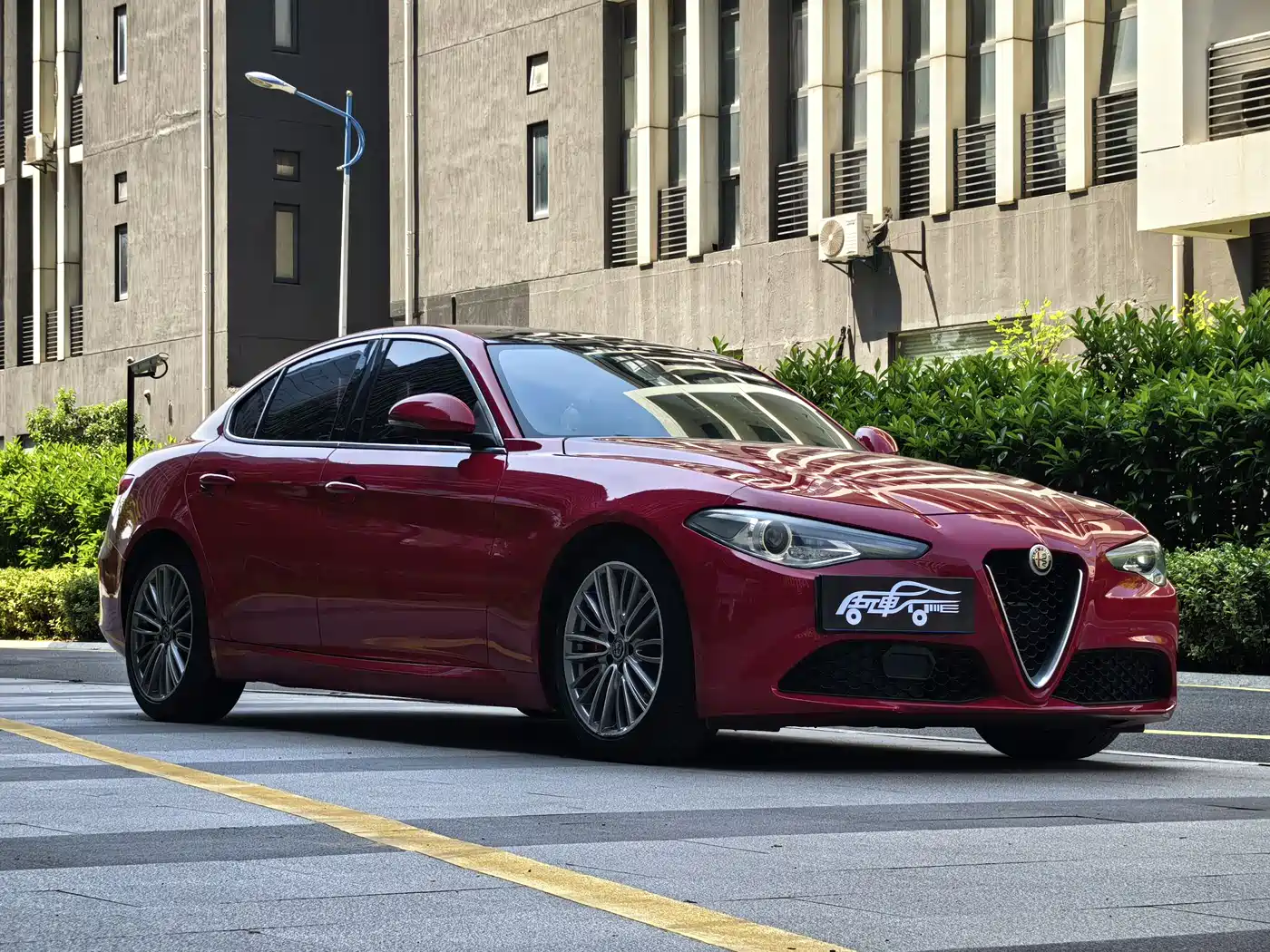 Alfa Romeo Giulia 2018 2017 2.0T 280HP Luxury Edition