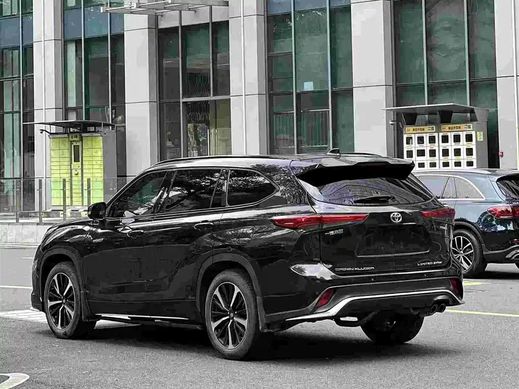 Toyota Crown Kluger 2023 2023 2.5L HEV AWD Flagship Edition