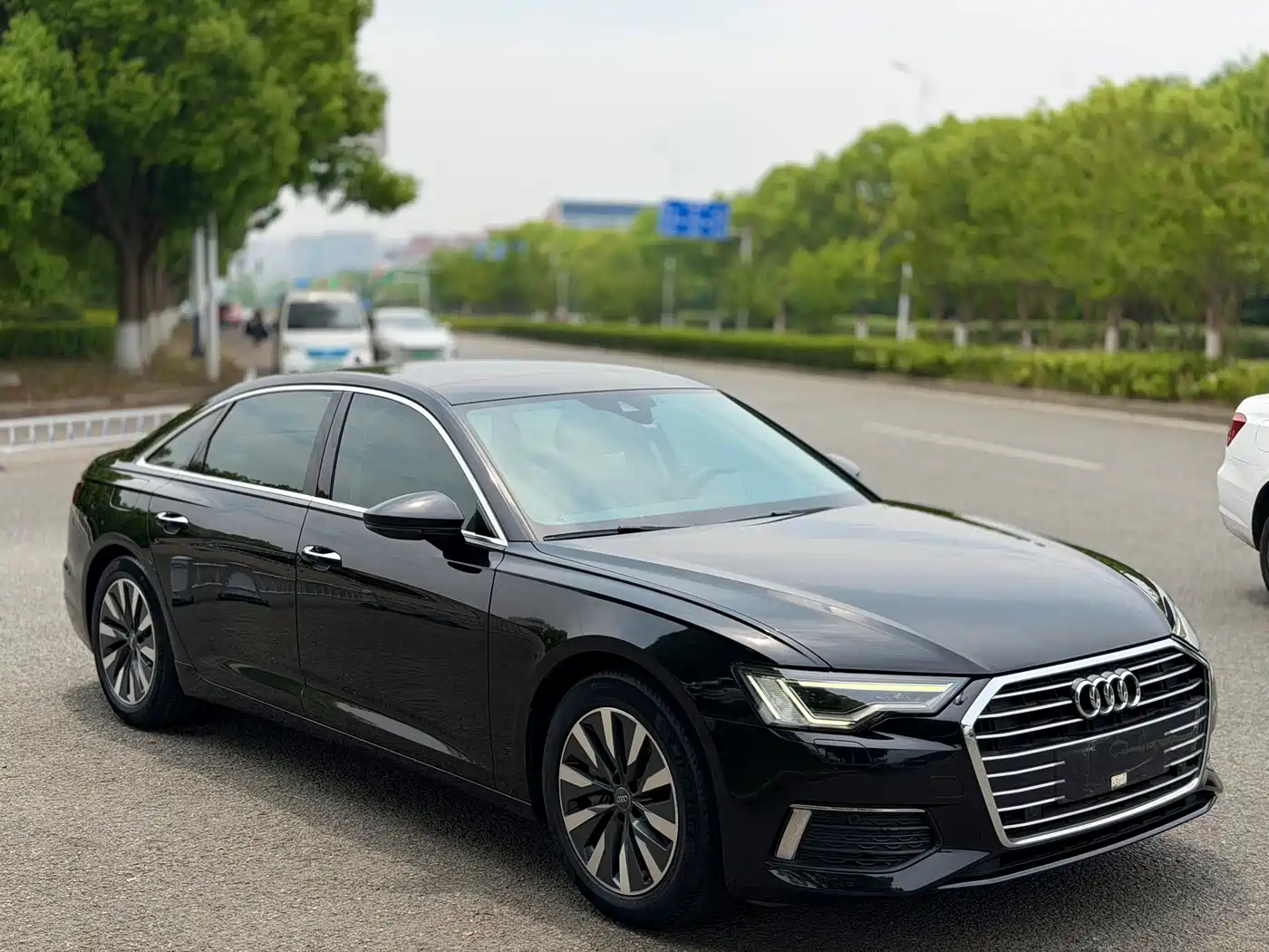 Audi A6L 2020 45 TFSI Premium Elegance фото 3