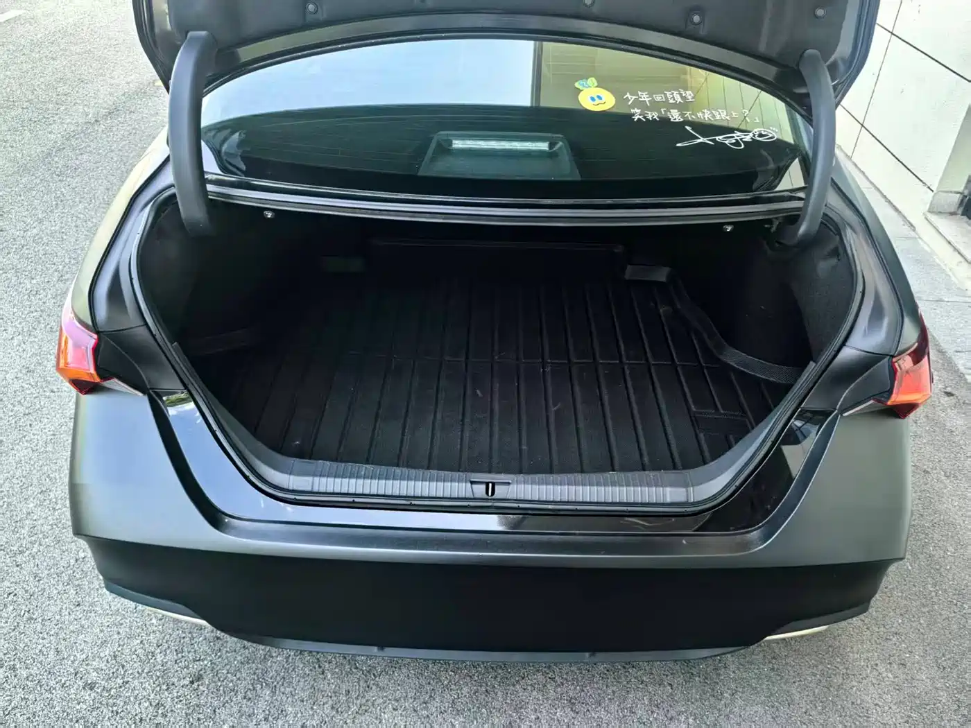 Toyota Avalon 2023 2.5L Luxury Edition фото 6