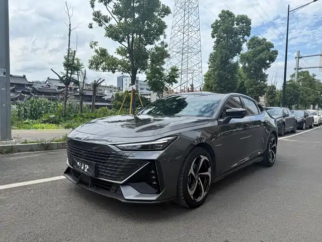 Changan UNI-V 2022 2.0T Speed Leader Edition