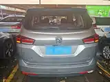 Фото 6 - Baojun 360