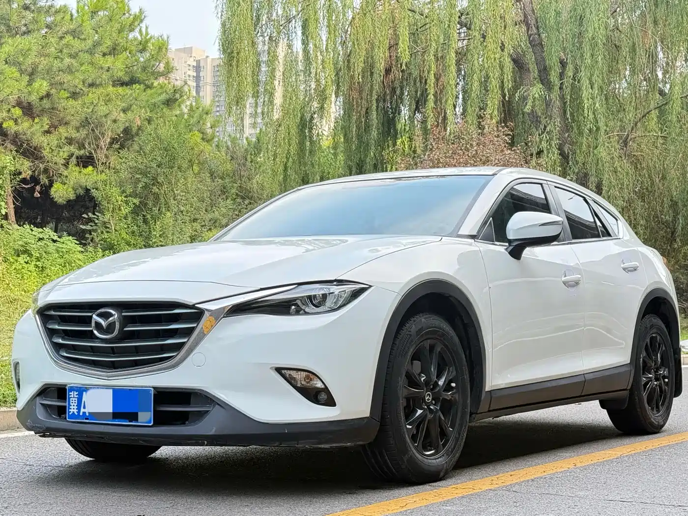 Фото 1 - Mazda CX-4