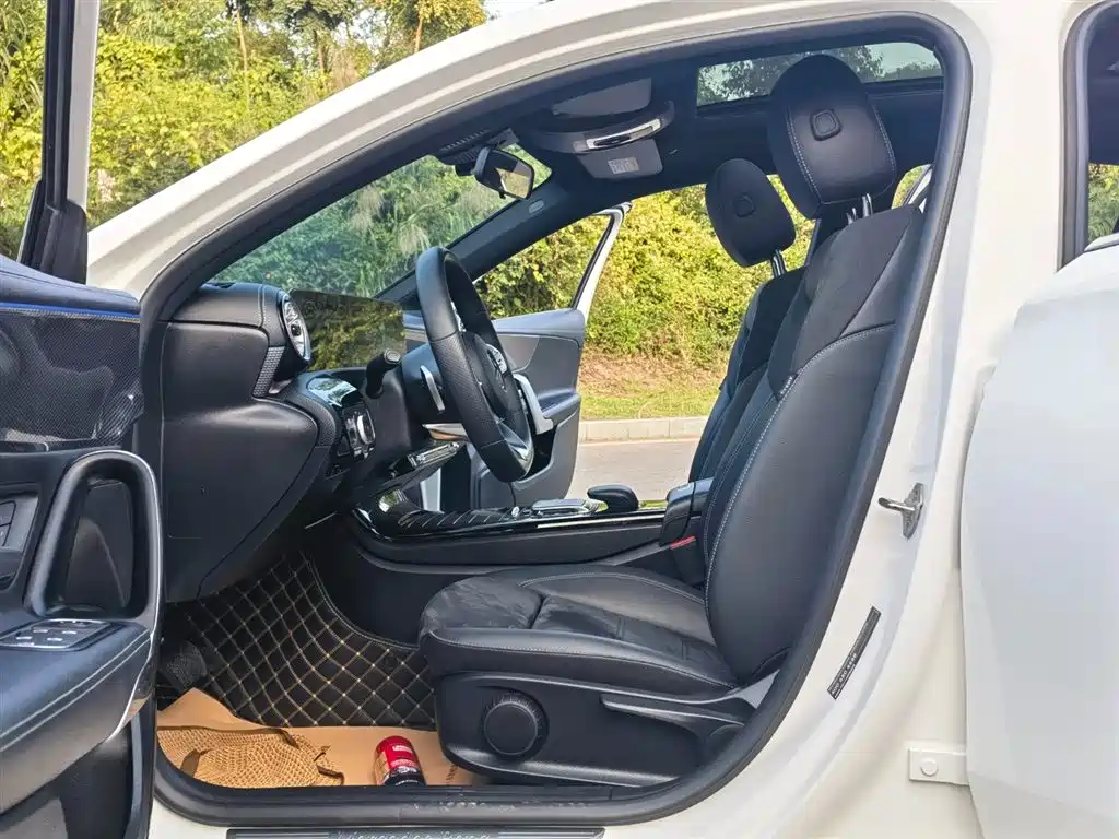 MERCEDES-BENZ A CLASS