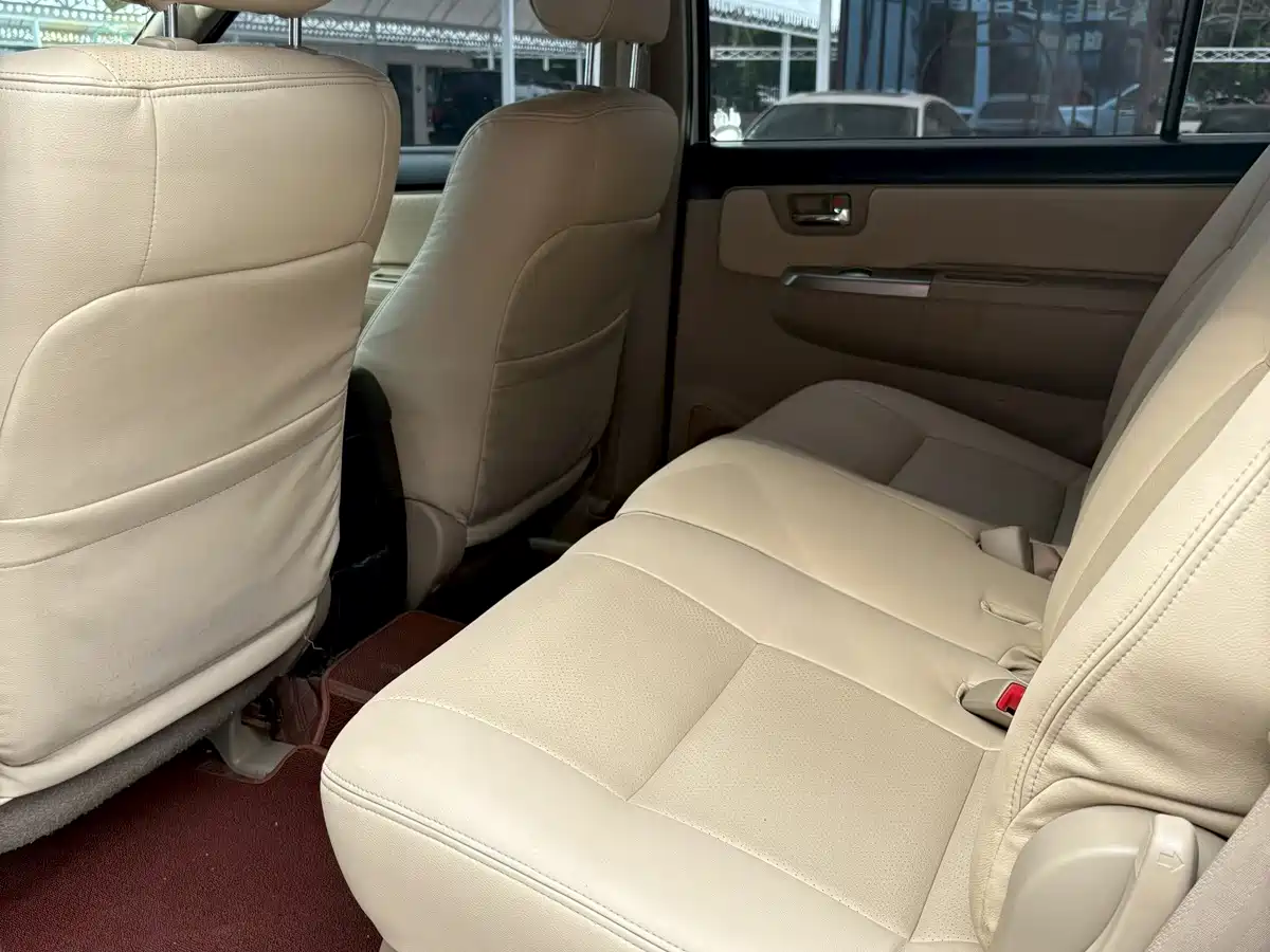Toyota Fortuner 2015 2015 Model 2.7L Standard Edition