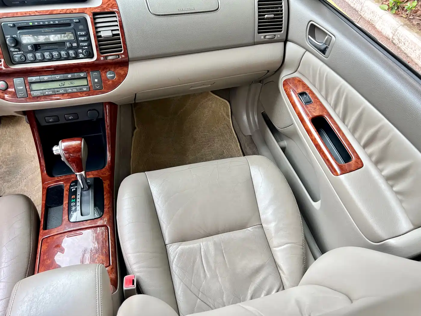 Toyota Camry (Overseas) 2005 2.4 Luxury Edition фото 12