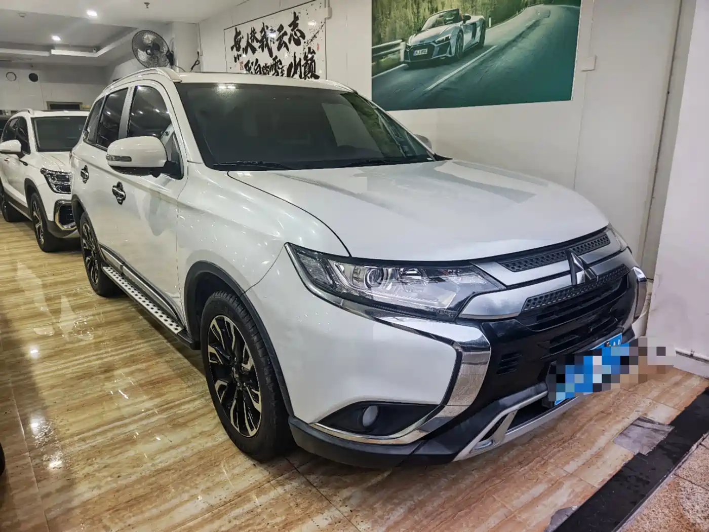 Mitsubishi Outlander 2021 2020 2.0L 2WD Premium 5-seater