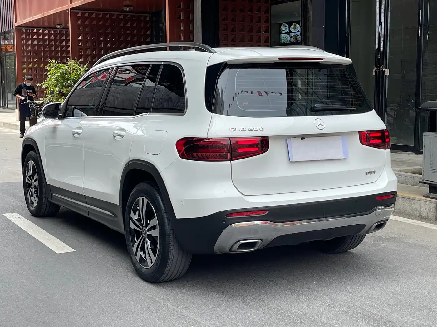 Mercedes-Benz GLB 2023 Facelift GLB 200 Dynamic фото 3