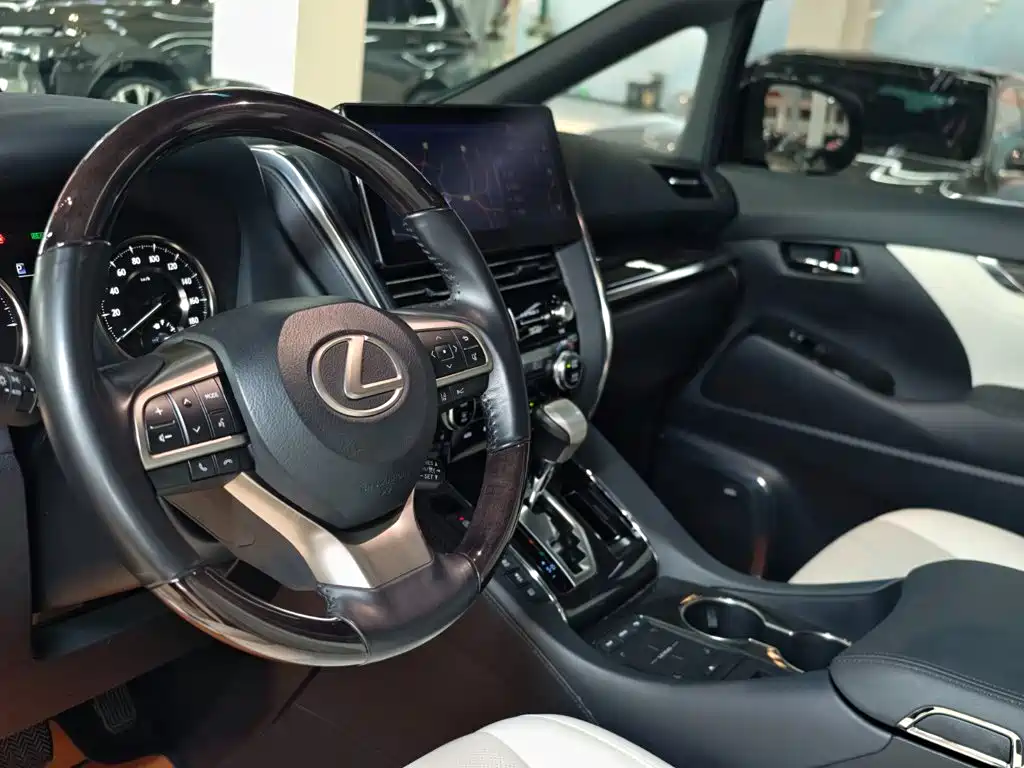 Lexus LM 2021 2020 300h 4-Seat Imperial Edition