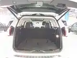 Фото 19 - Ford Edge