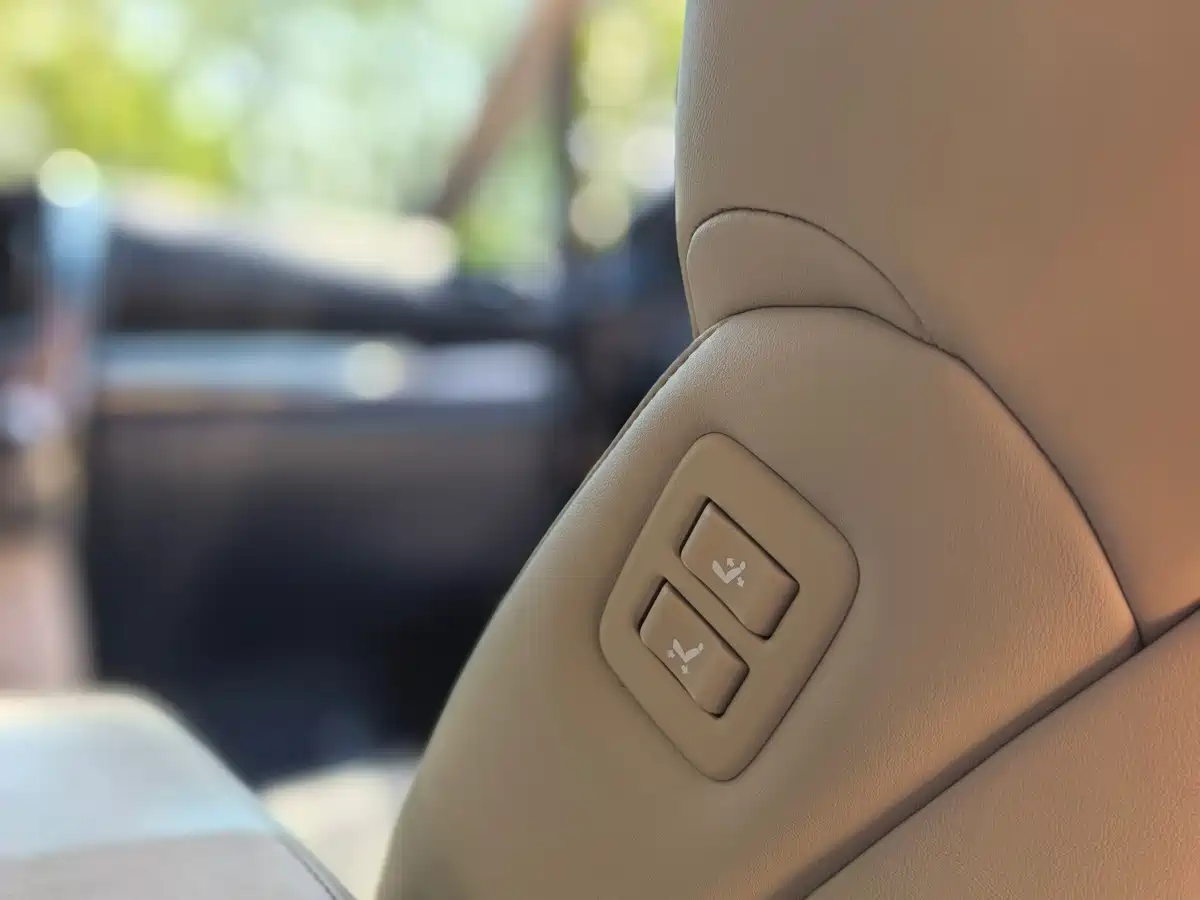 Фото 15 - Toyota Vellfire