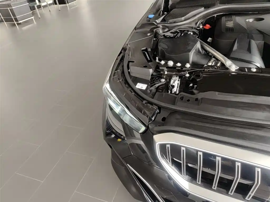 BMW 5 Series 2025 530Li Premium M Sport Package фото 13