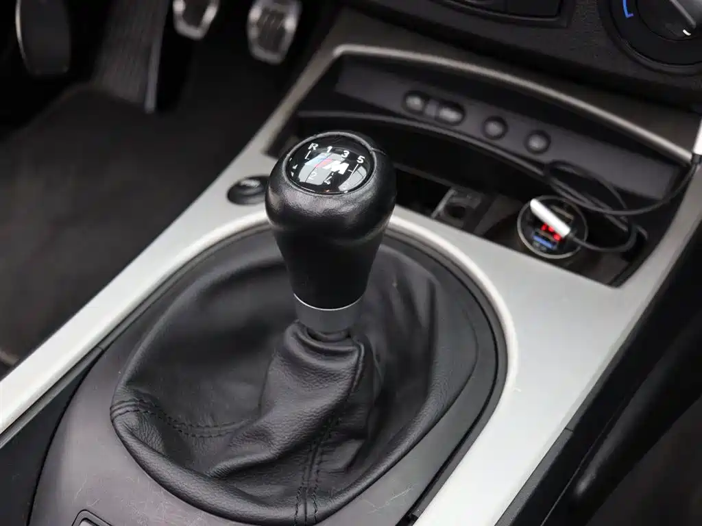 BMW Z4 2006 2.5si Convertible Sports Car фото 18