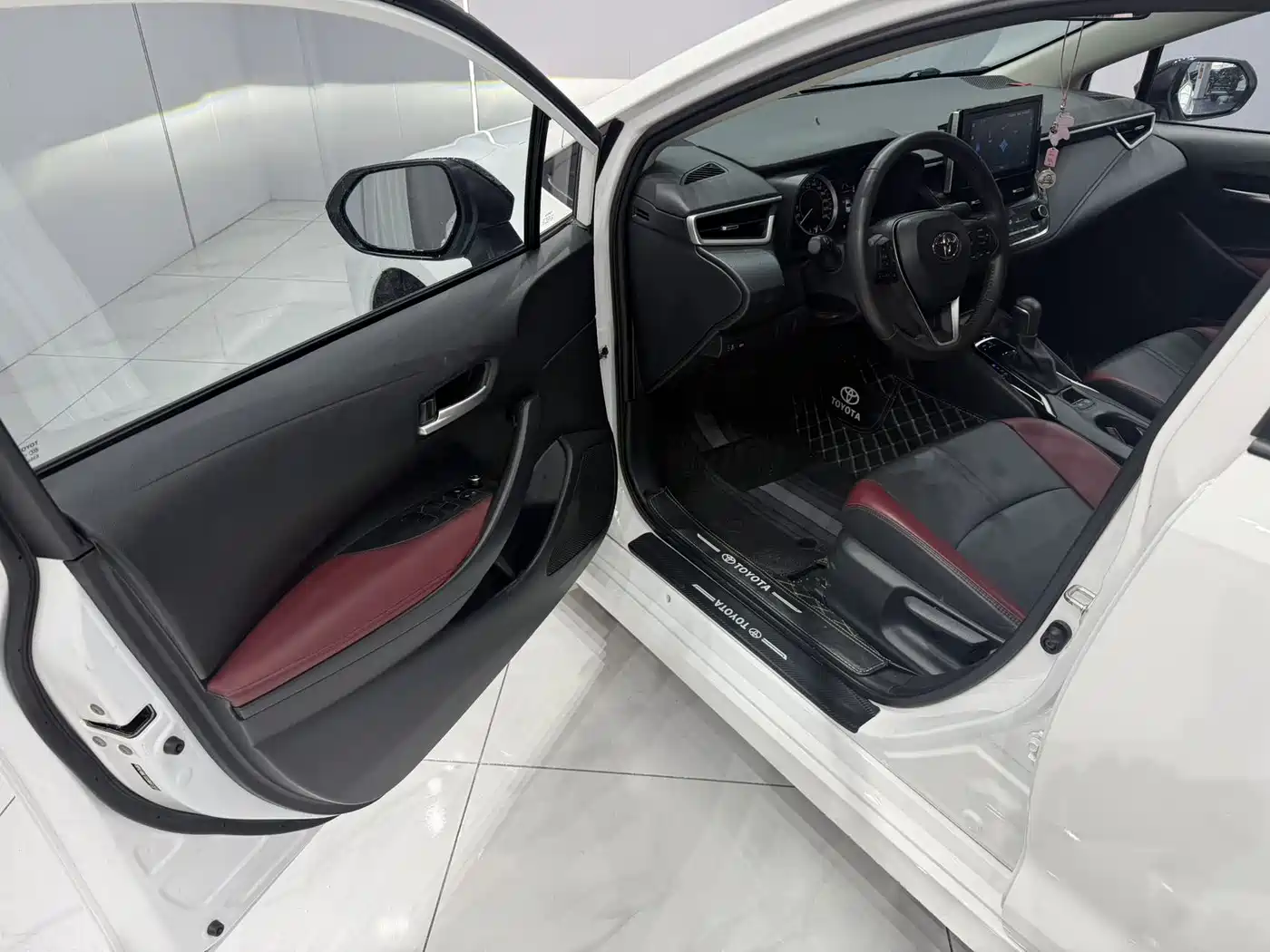 Toyota Corolla 2021 TNGA 1.5L CVT GR SPORT Edition фото 7