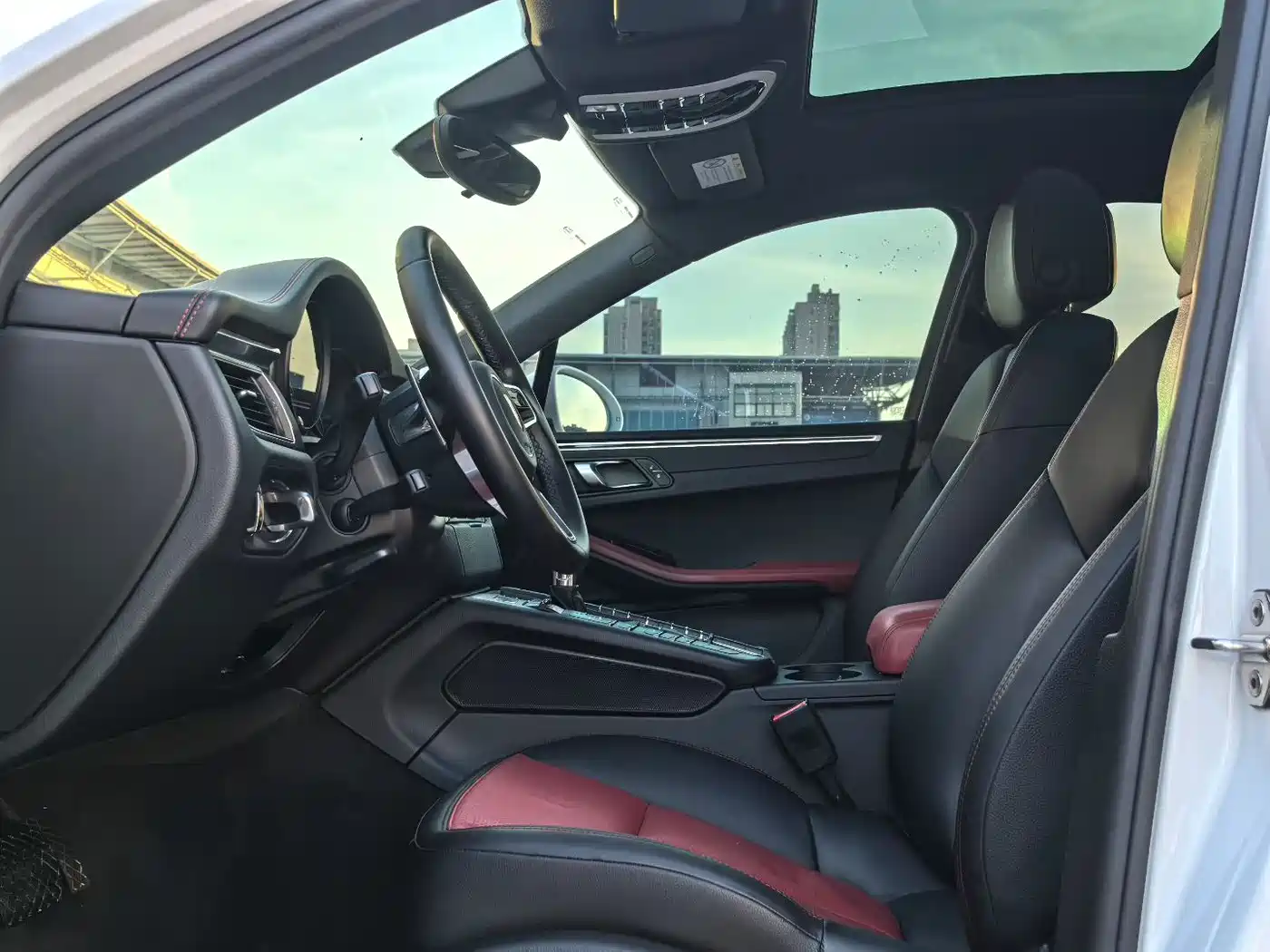Porsche Macan 2017 Macan 2.0T фото 4