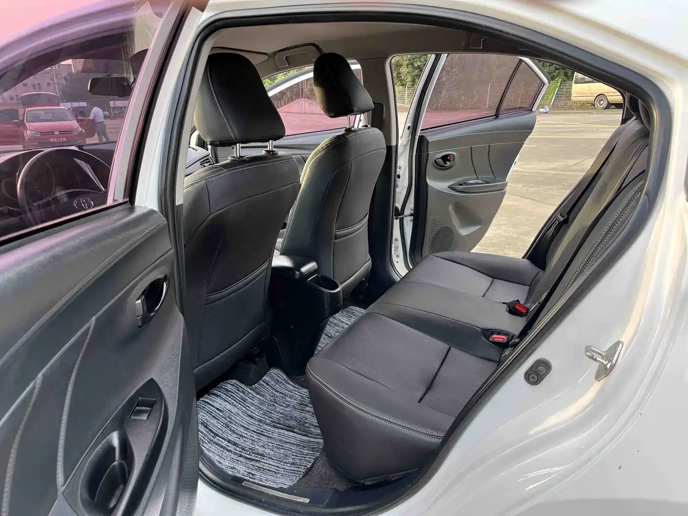 Toyota YARiS L Zhi Xiang 2020 1.5L CVT Leading Edition фото 9