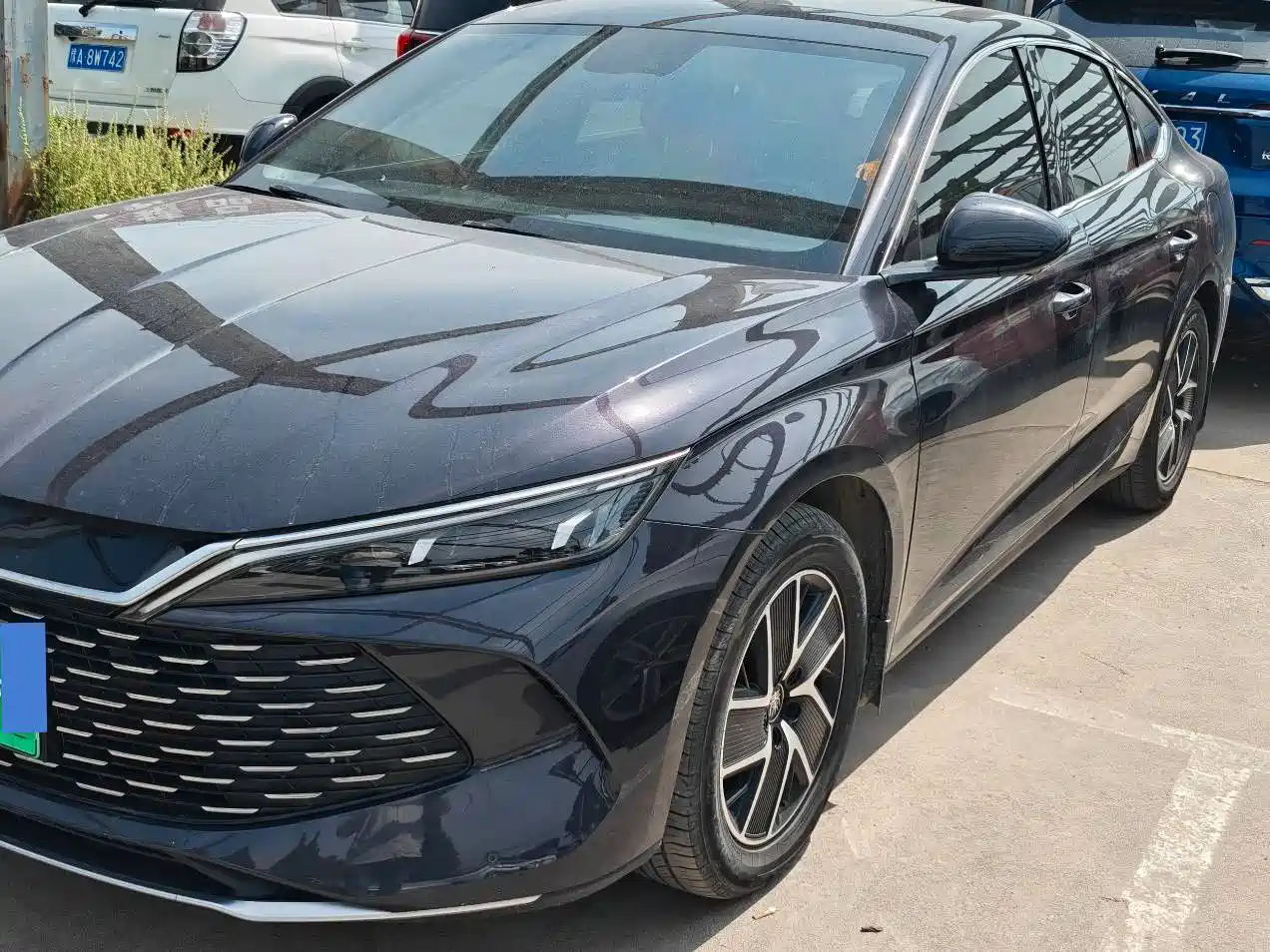 BYD Qin L 2024 DM-i 120KM Superior Edition фото 2