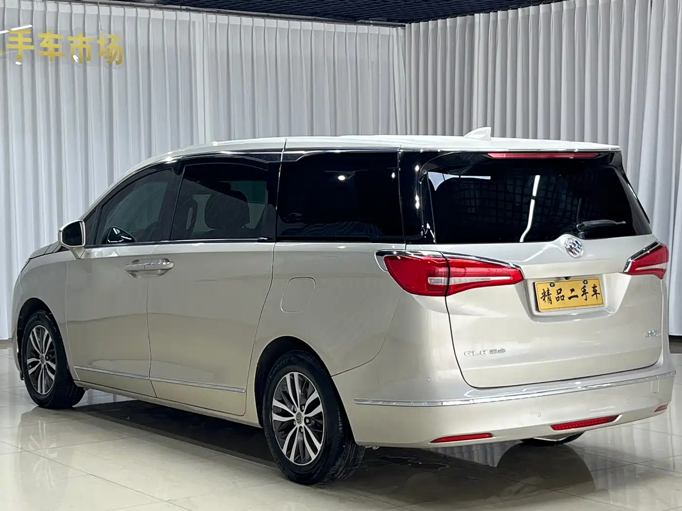 Buick GL8 2017 ES 28T Flagship China V фото 6