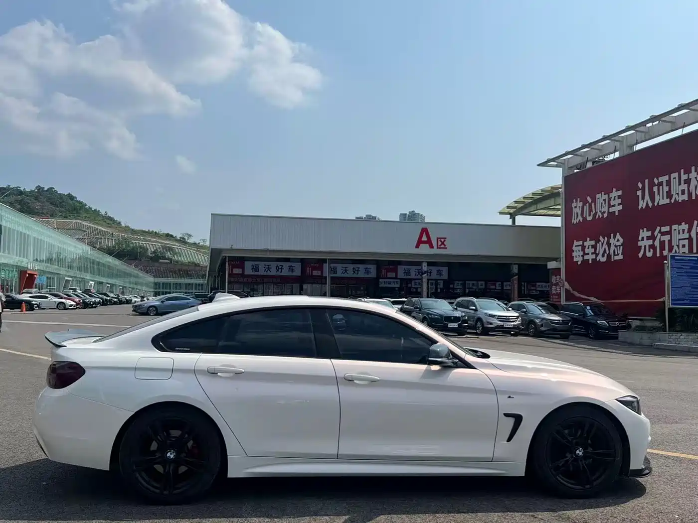 BMW 4 Series 2017 425i Gran Coupe Leading M Sport Package фото 9