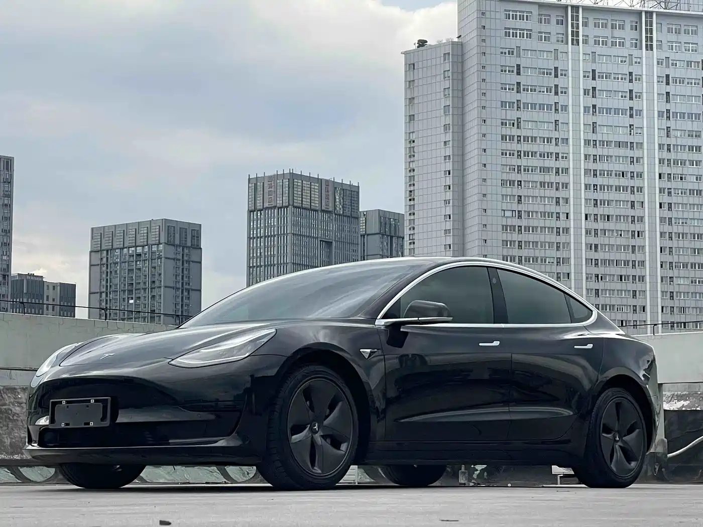 TESLA MODEL 3 2020