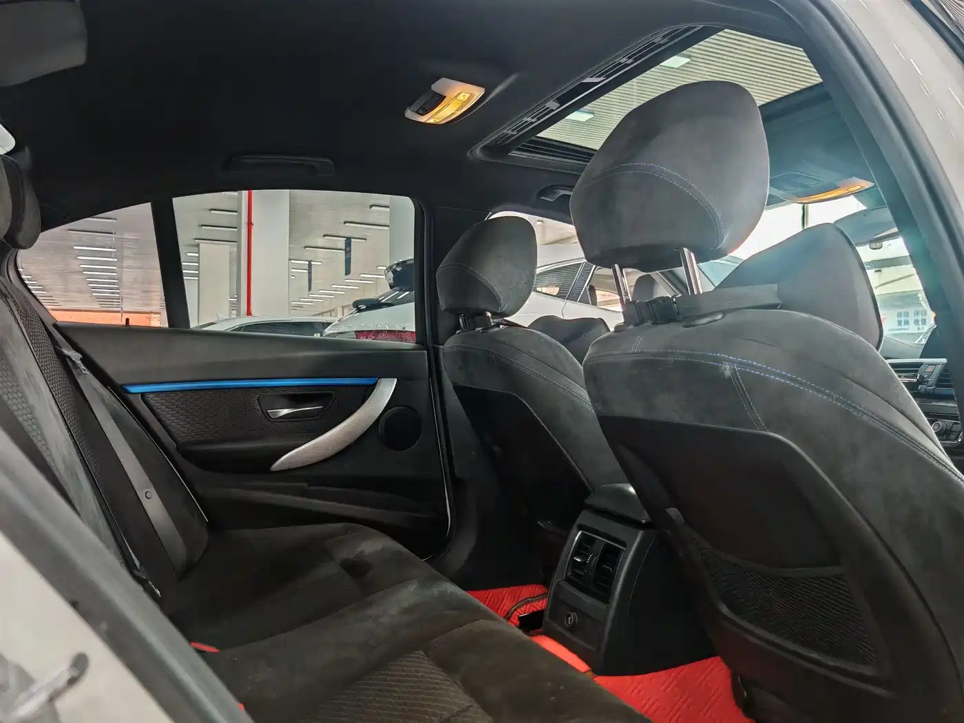 BMW 3 Series 2018 320i M Sport Package фото 9