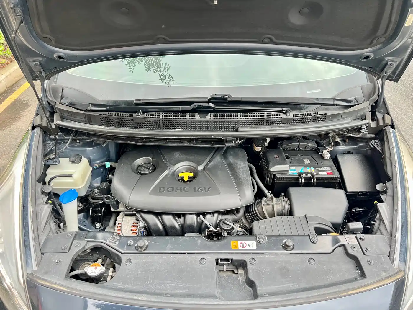 Kia Carens 2013 2.0L 7-Seat Auto Standard China IV фото 14