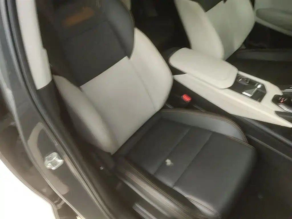 Lynk & Co 06 EM-P 2020 PHEV Plus фото 20