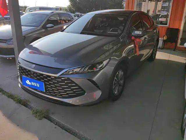 BYD Qin PLUS DM-i, система помощи водителю, 55KM, Превосходство