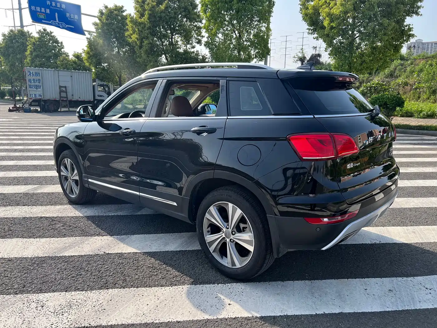 Haval H6 Coupe 2015 Model Blue Label 2.0T Automatic 2WD Elite фото 7
