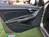 صورة 12 - Volvo V60