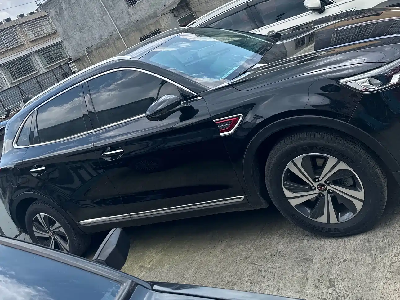 Hongqi HS5 2019 2.0T Smart Connect Enjoy Edition фото 3