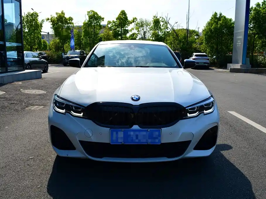 BMW 3 Series 2021 325Li M Sport Night Edition фото 2