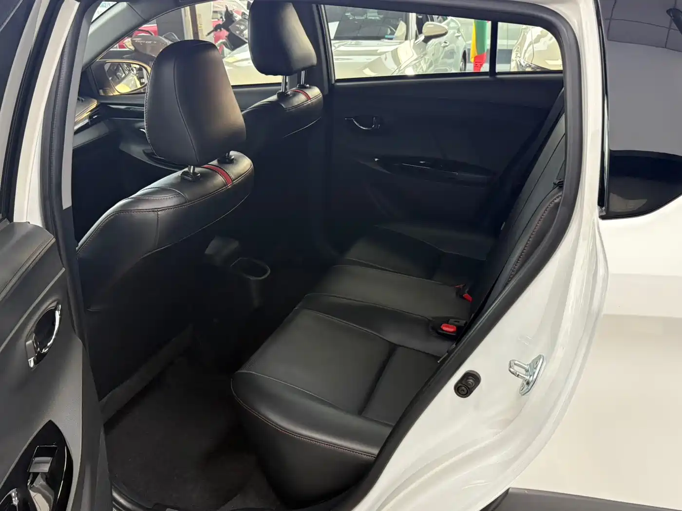 Toyota YARiS L Zhi Xuan 2022 Zhi Xuan X 1.5L CVT Luxury PLUS Edition фото 12