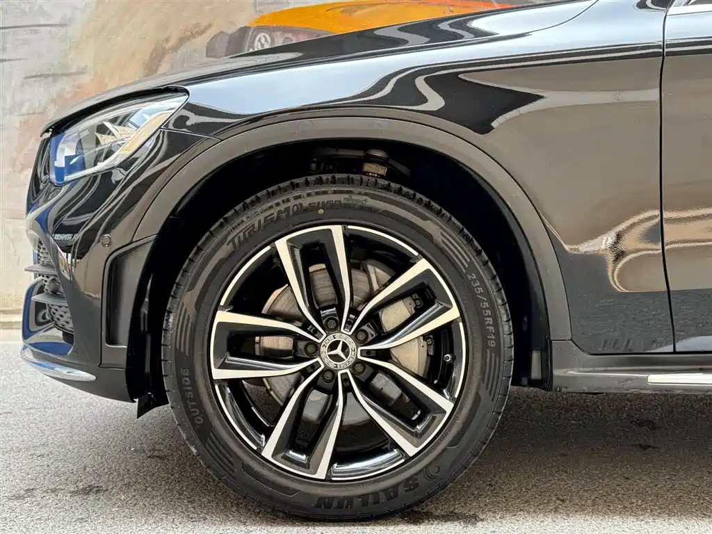 Mercedes-Benz GLC 2020 Facelift GLC 260 L 4MATIC Luxury фото 6