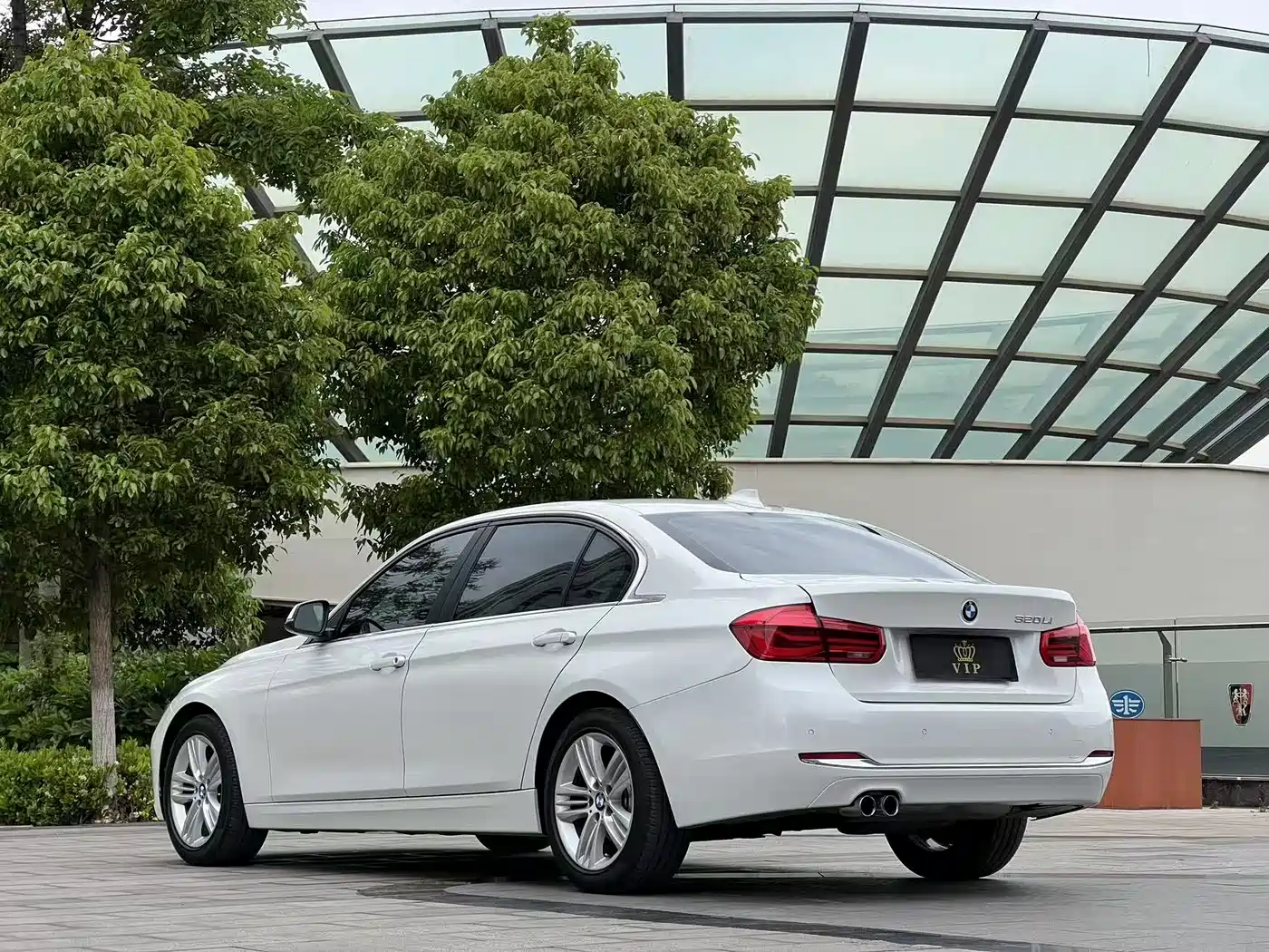 BMW 3 Series 2017 320Li Fashion фото 4