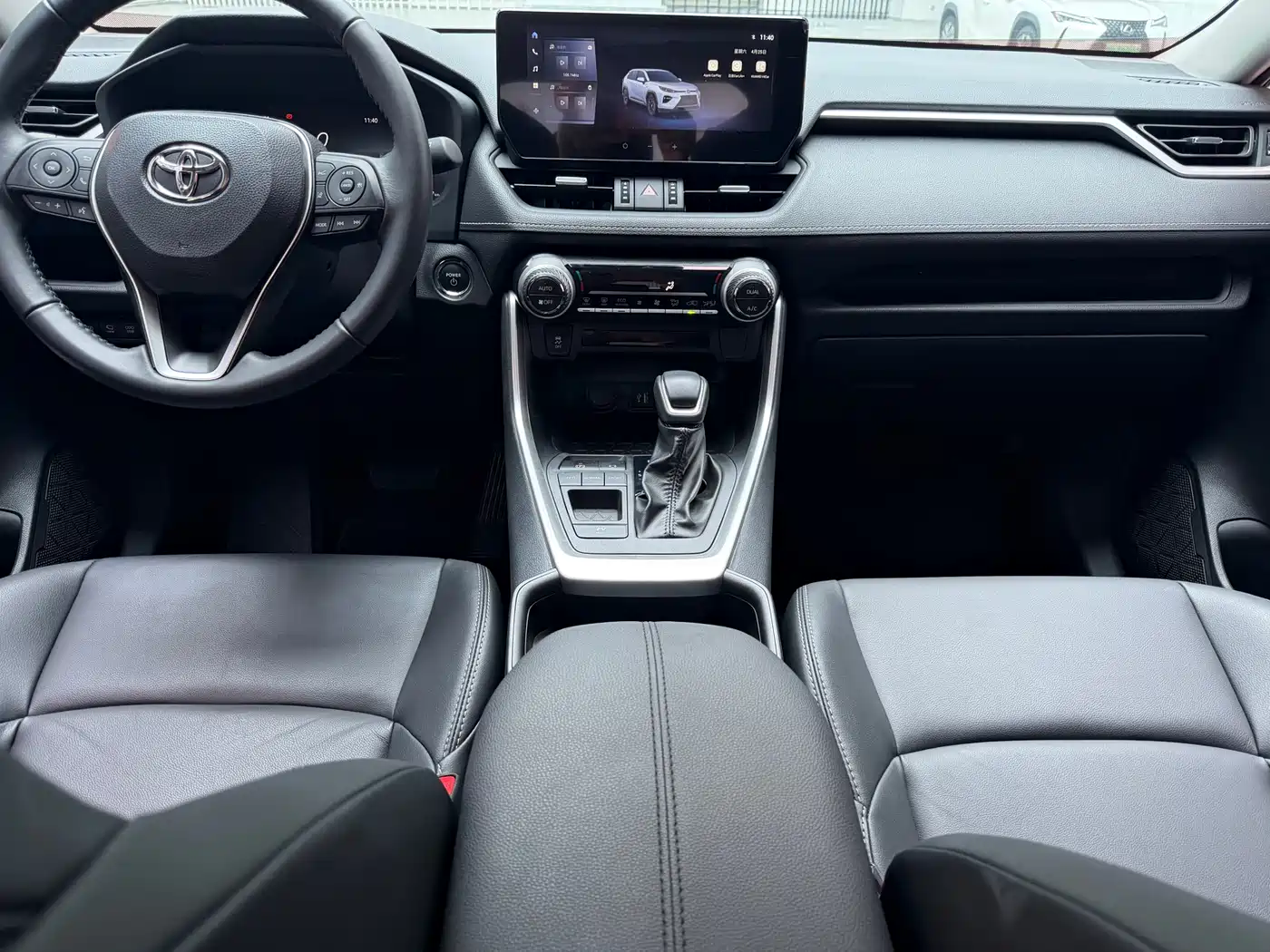 Toyota Wildlander 2024 Hybrid 2.5L E-CVT FWD Luxury PLUS Edition фото 10