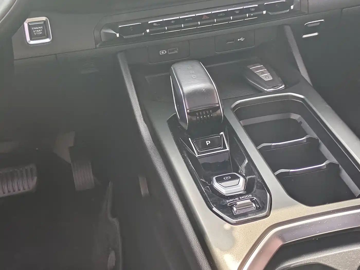 GEELY AUTOMOBILE HAOYUE L