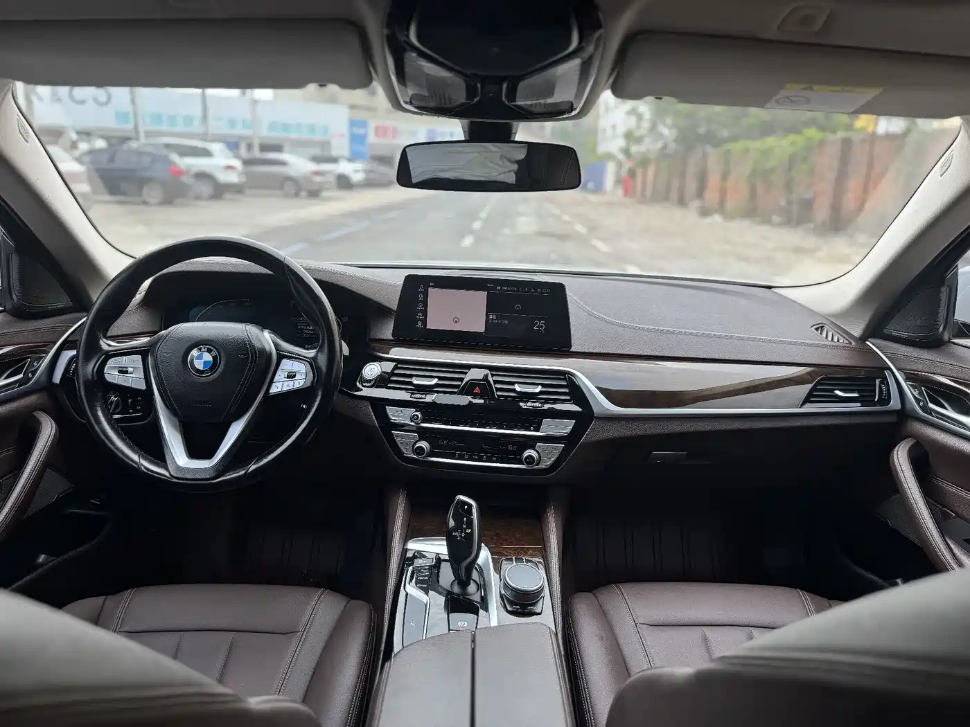 BMW 5 Series 2020 525Li Luxury Package фото 5