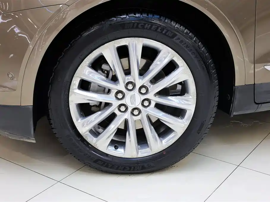 Cadillac XT5 2016 28T AWD Platinum Edition фото 13