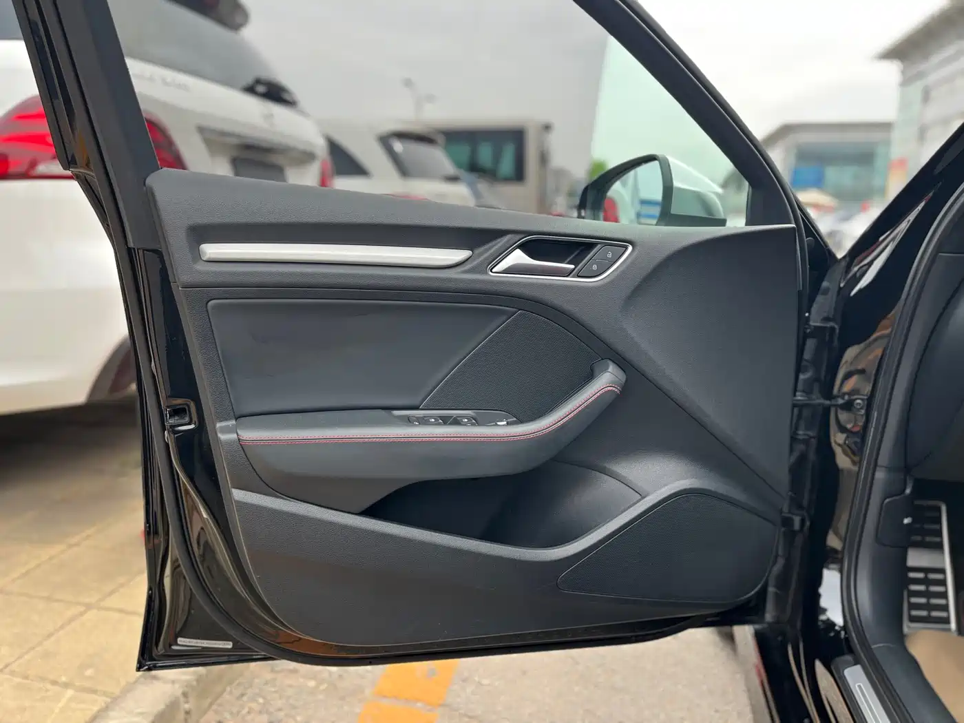 Audi S3 2019 Audi S3 2.0T Limousine фото 8