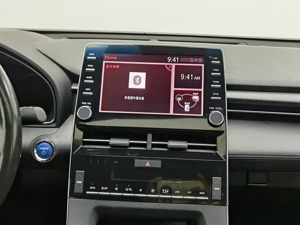 Фото 12 - Toyota Avalon