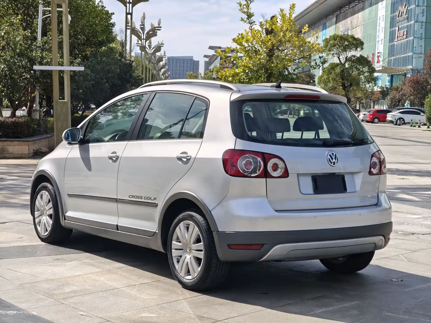 Volkswagen Golf (Import) 2011 1.4TSI Cross Golf фото 17