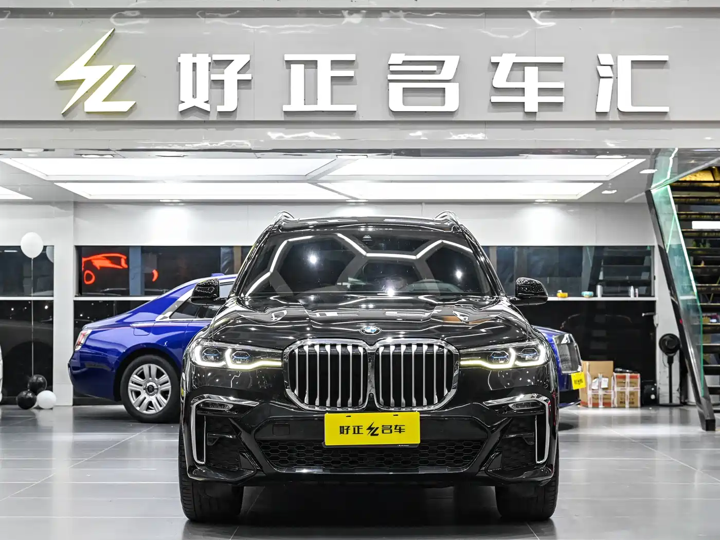 BMW X7 2022 xDrive40i Exclusive M Sport Package фото 4