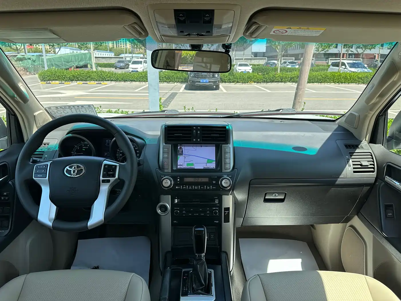 Toyota Prado 2010 4.0L Automatic TX-L NAVI фото 7