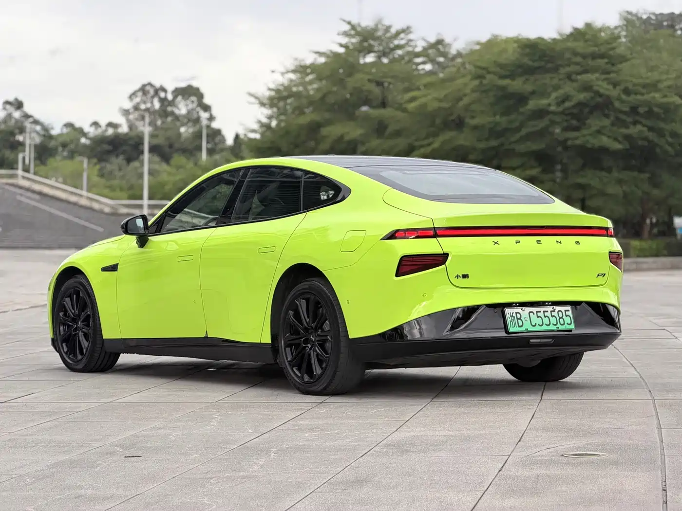 Фото 7 - XPeng P7