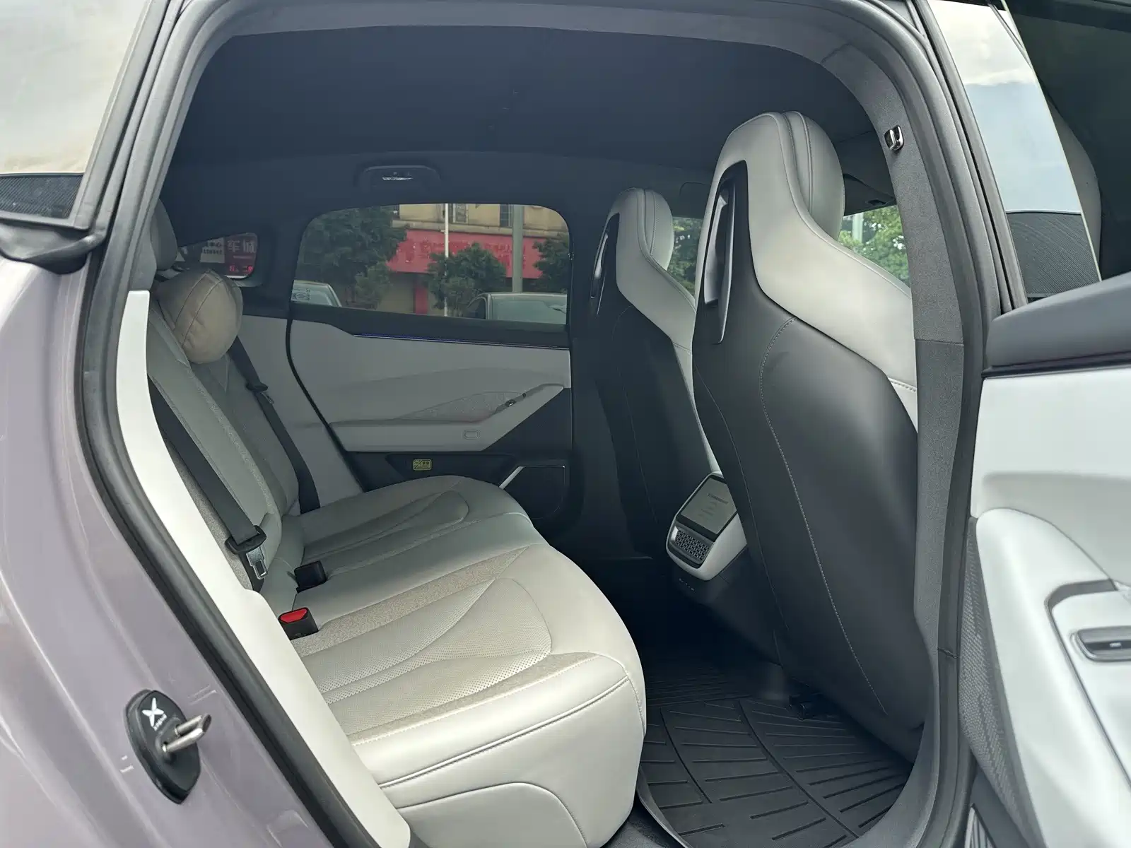 Фото 20 - XPeng P7